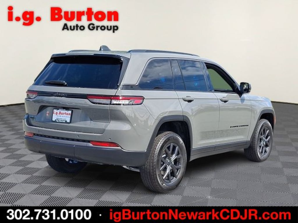 New 2027 Jeep Grand Cherokee LAREDO ALTITUDE 4X4 Sport Utility