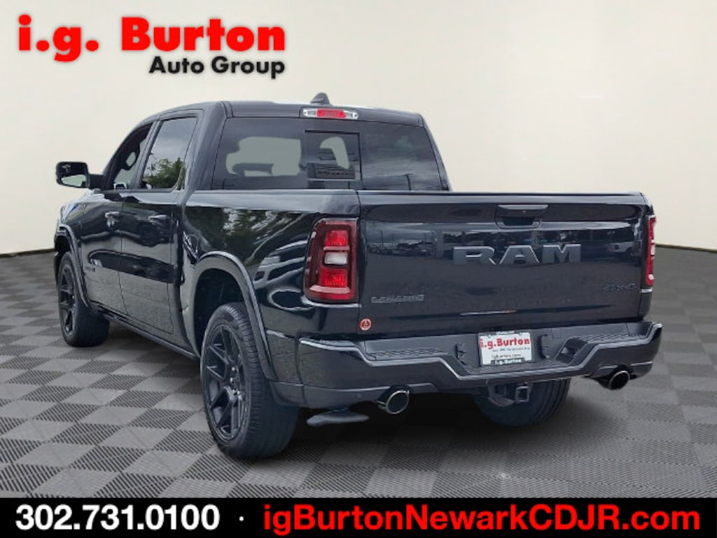 New 2027 Ram 1500 LARAMIE CREW CAB 4X4 5'7 BOX Pickup