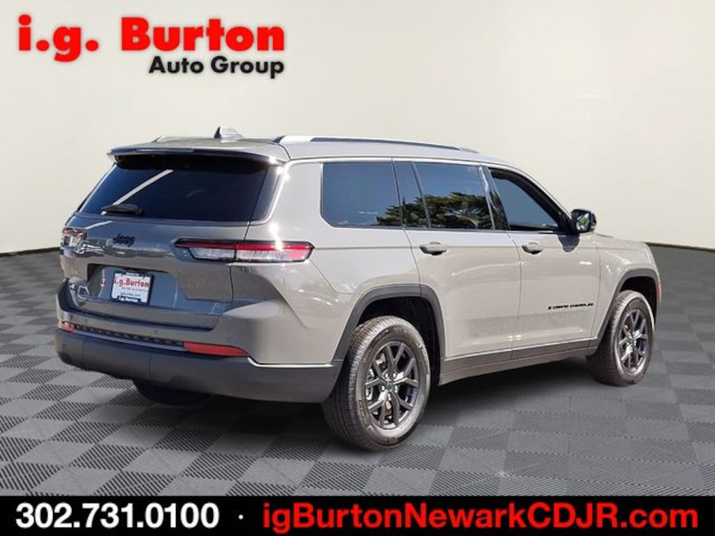 New 2027 Jeep Grand Cherokee L LAREDO ALTITUDE 4X4 Sport Utility