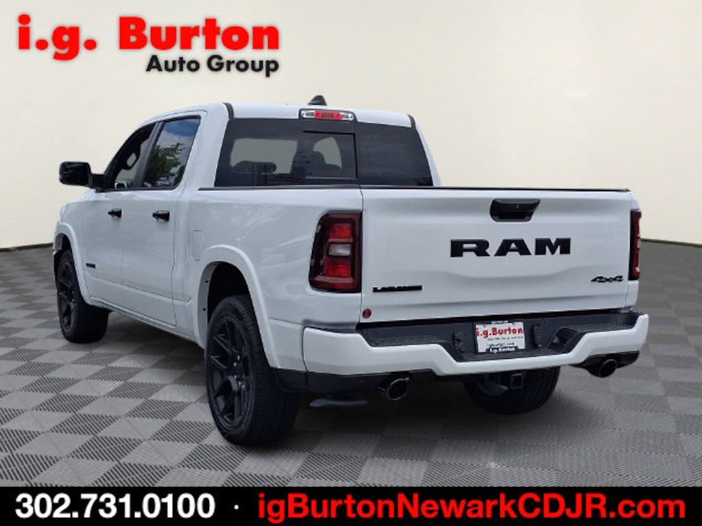 New 2027 Ram 1500 LARAMIE CREW CAB 4X4 5'7 BOX Pickup
