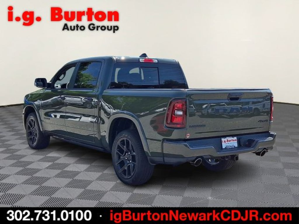 New 2026 Ram 1500 LARAMIE CREW CAB 4X4 5'7 BOX Pickup