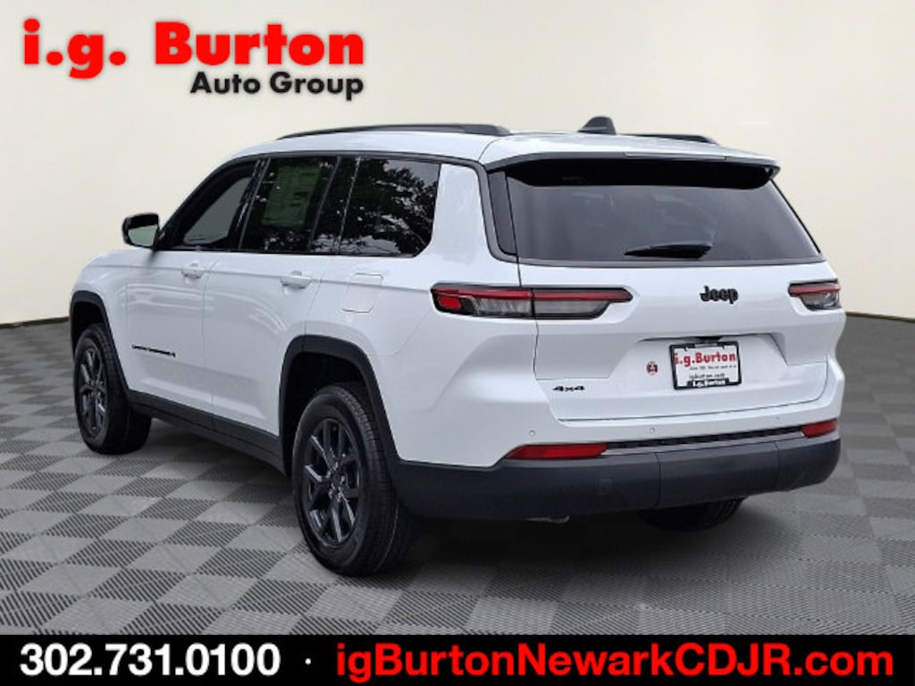 New 2027 Jeep Grand Cherokee L LAREDO ALTITUDE 4X4 Sport Utility