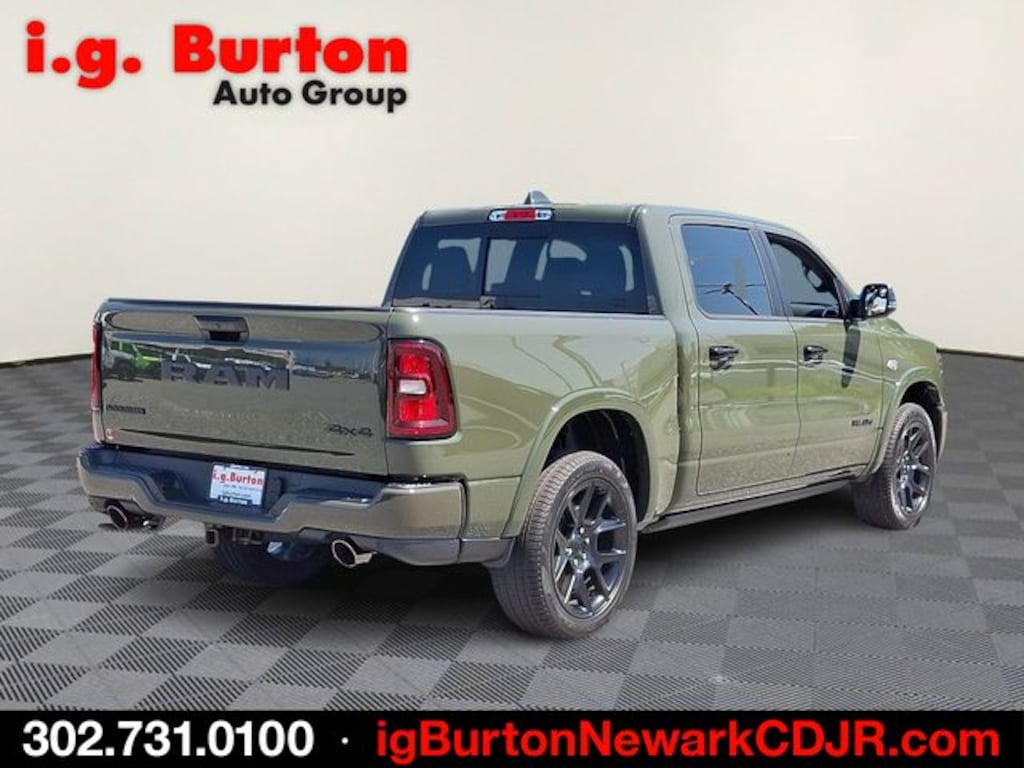 New 2026 Ram 1500 LARAMIE CREW CAB 4X4 5'7 BOX Pickup