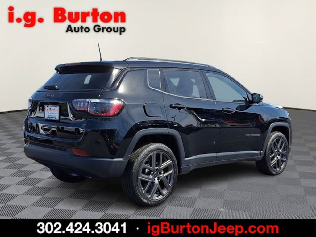 New 2026 Jeep Compass LIMITED ALTITUDE 4X4 Sport Utility