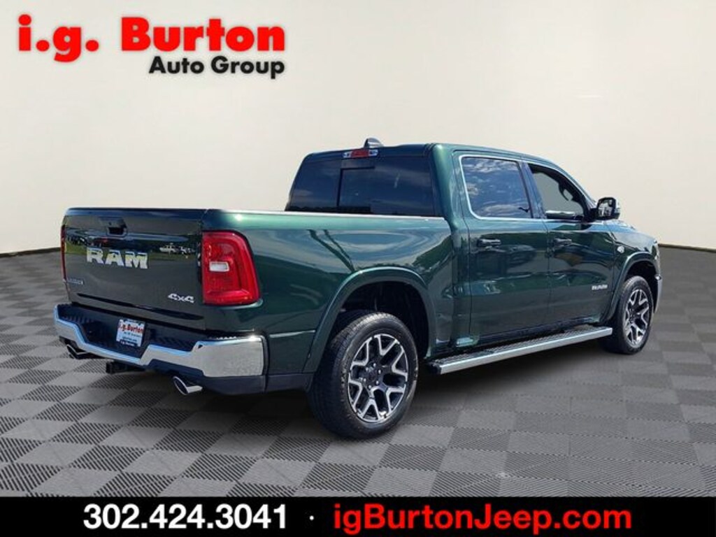 New 2026 Ram 1500 LARAMIE CREW CAB 4X4 5'7 BOX Pickup
