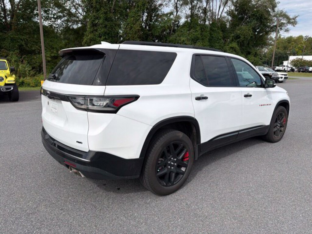 Used 2020 Chevrolet Traverse Premier SUV