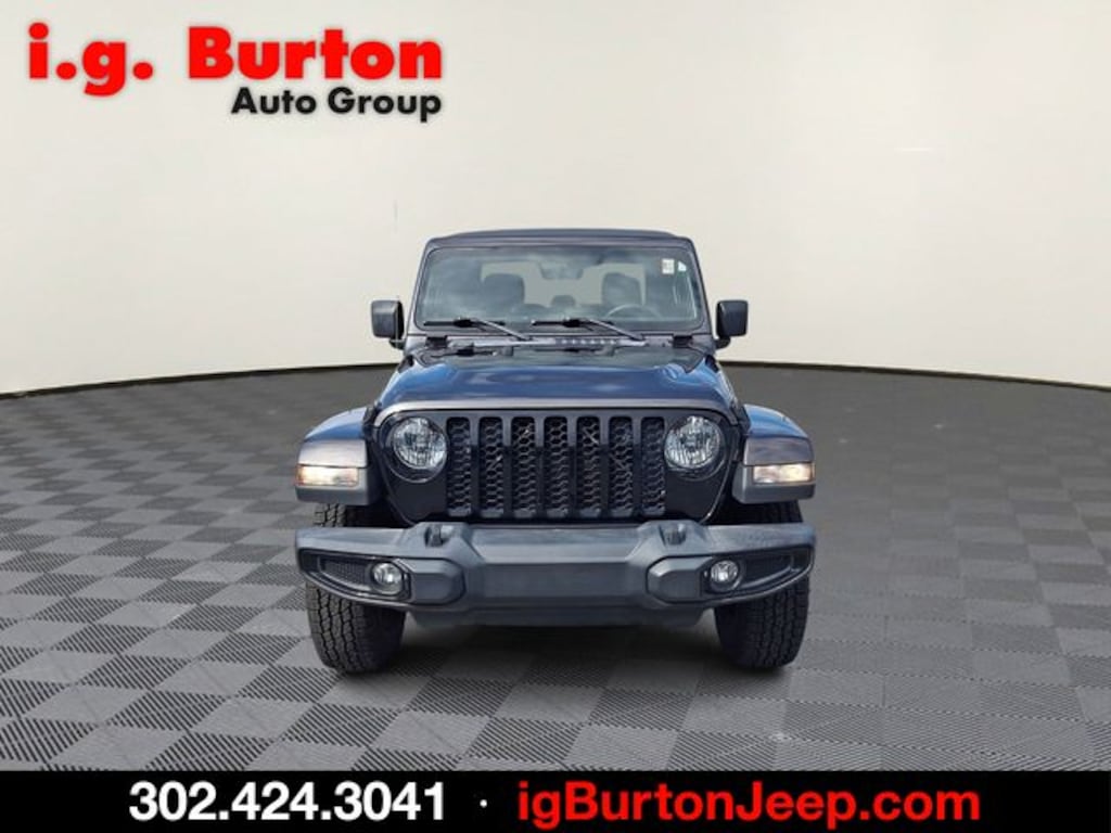 Used 2022 Jeep Gladiator Willys Truck