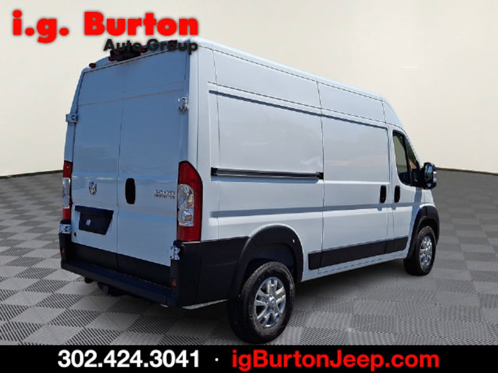 New 2026 Ram ProMaster PROMASTER 1500 SLT CARGO VAN HIGH ROOF 136' WB Cargo Van