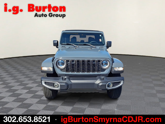 Used 2024 Jeep Gladiator Sport Truck Crew Cab