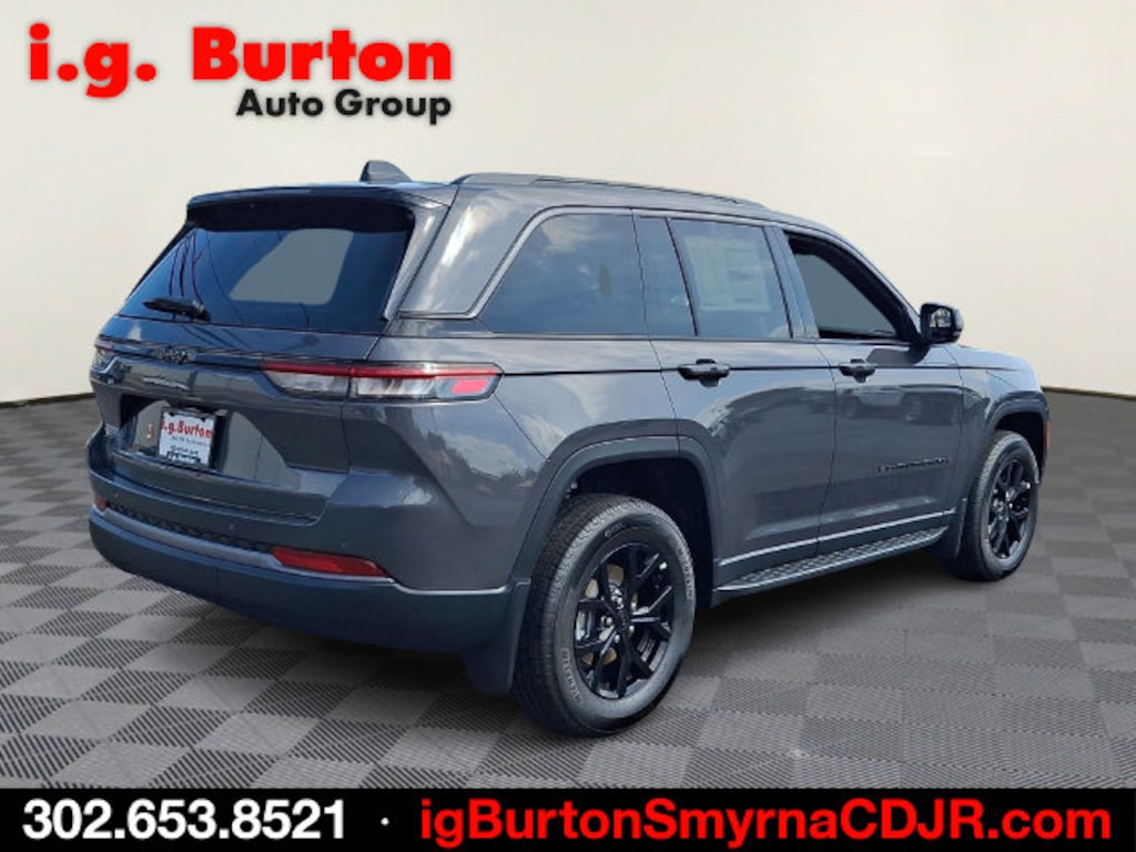 New 2026 Jeep Grand Cherokee LAREDO ALTITUDE 4X4 Sport Utility