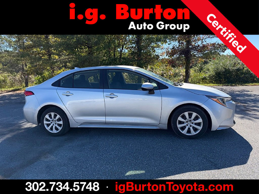 Used 2022 Toyota Corolla LE Car