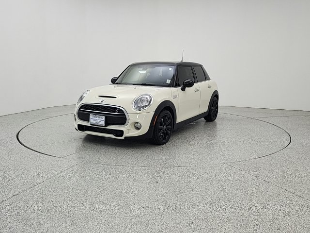 2015 MINI Cooper