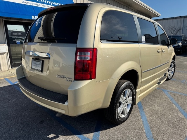 2010 Dodge Grand Caravan SXT - Photo 6