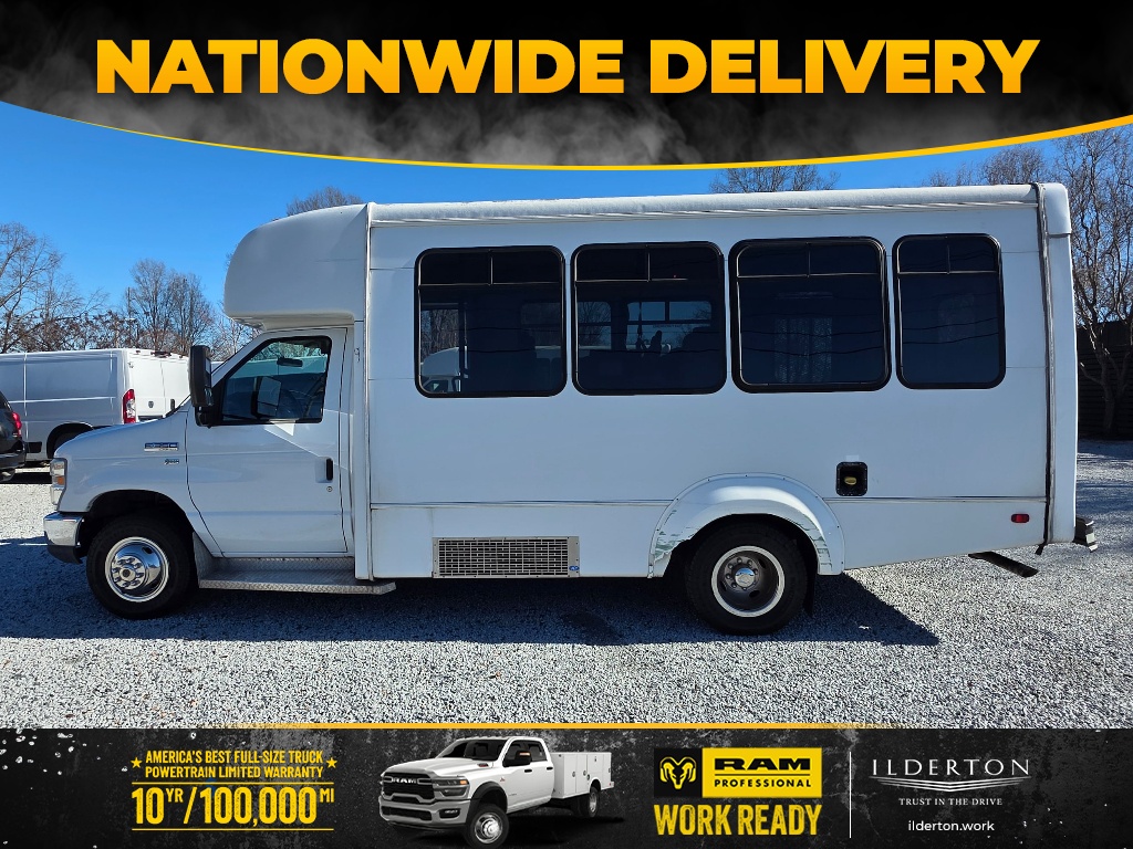 2015 Ford E-350 Cutaway Base Truck