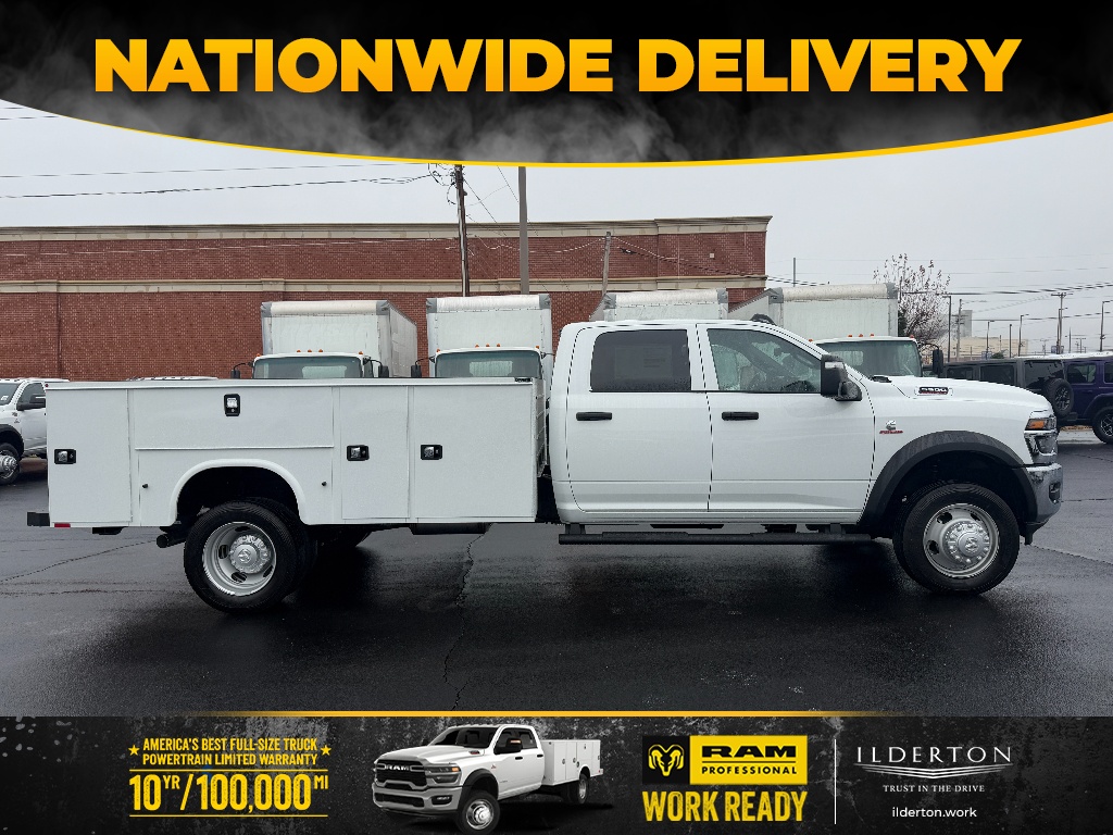 2026 Ram 5500 Chassis Cab TRADESMAN  CREW  4X4 84' CA Pickup