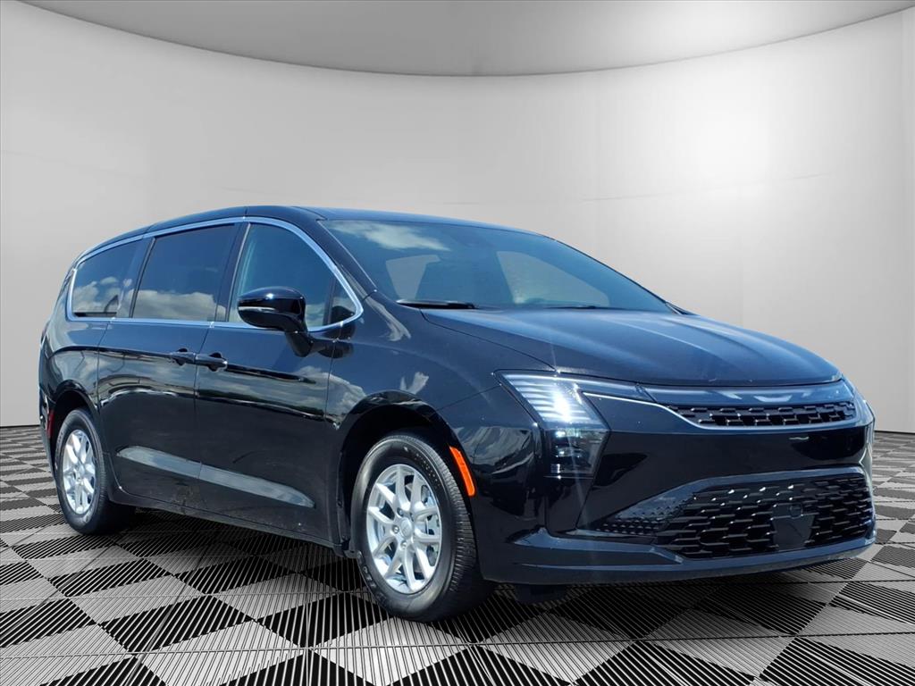 2027 Chrysler Pacifica SELECT Passenger Van