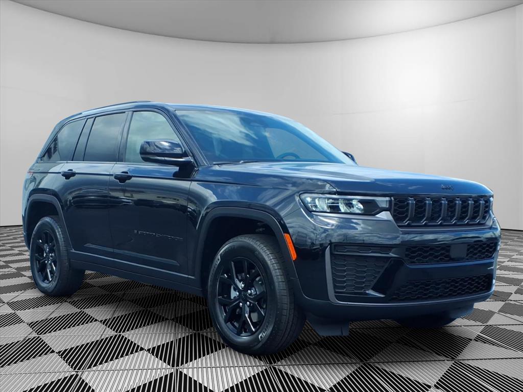 2026 Jeep Grand Cherokee LAREDO ALTITUDE 4X4 Sport Utility