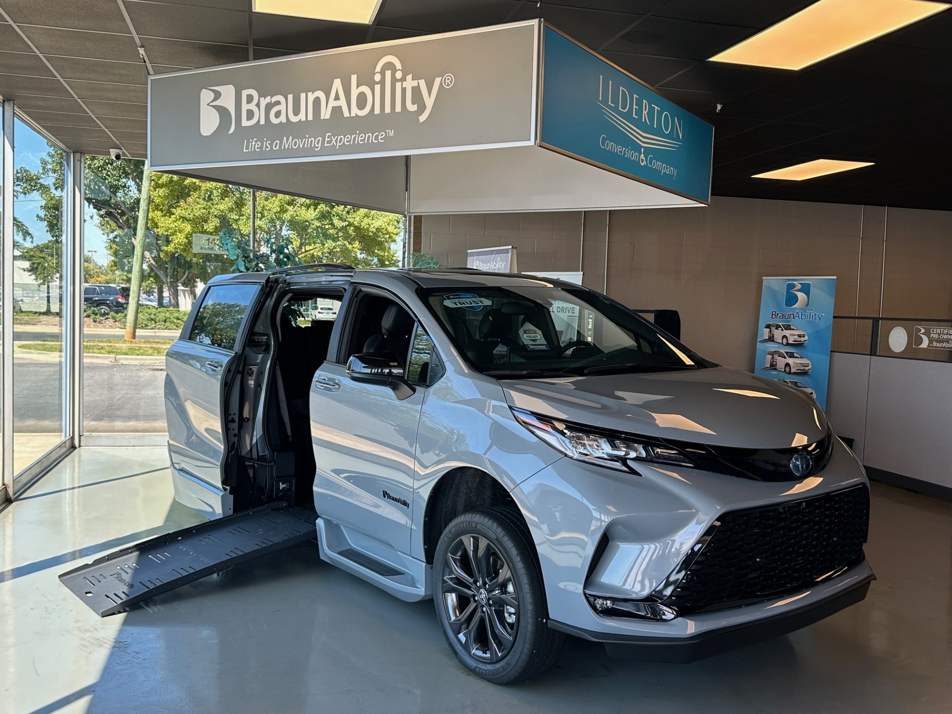  Toyota Sienna