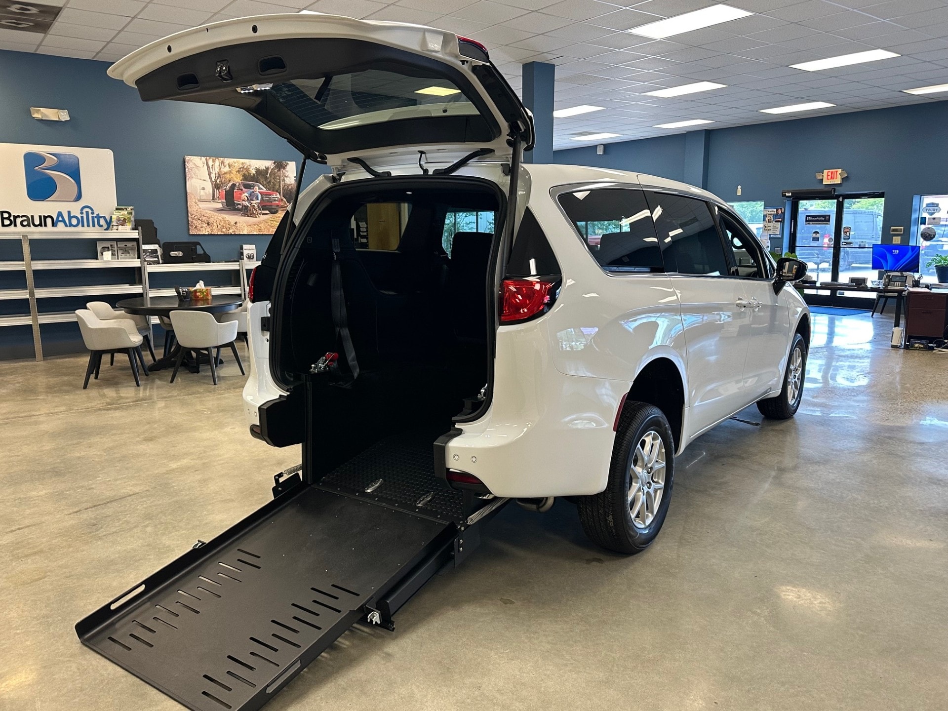 2026 Chrysler Voyager