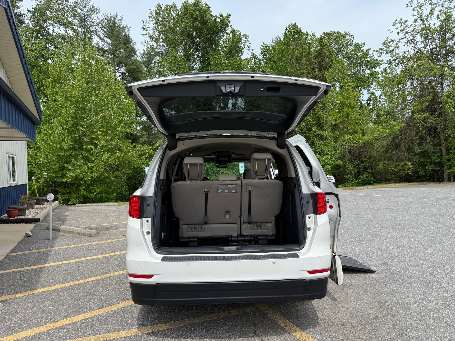 2022 Honda Odyssey Touring - Photo 6
