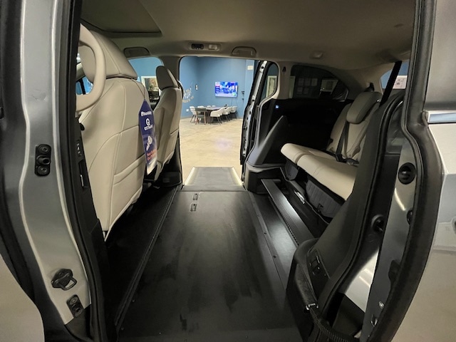 2026 Honda Odyssey EX-L - Photo 9