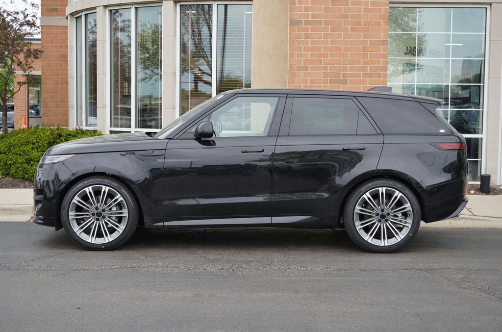 Used 2026 Land Rover Range Rover Sport Dynamic SE SUV