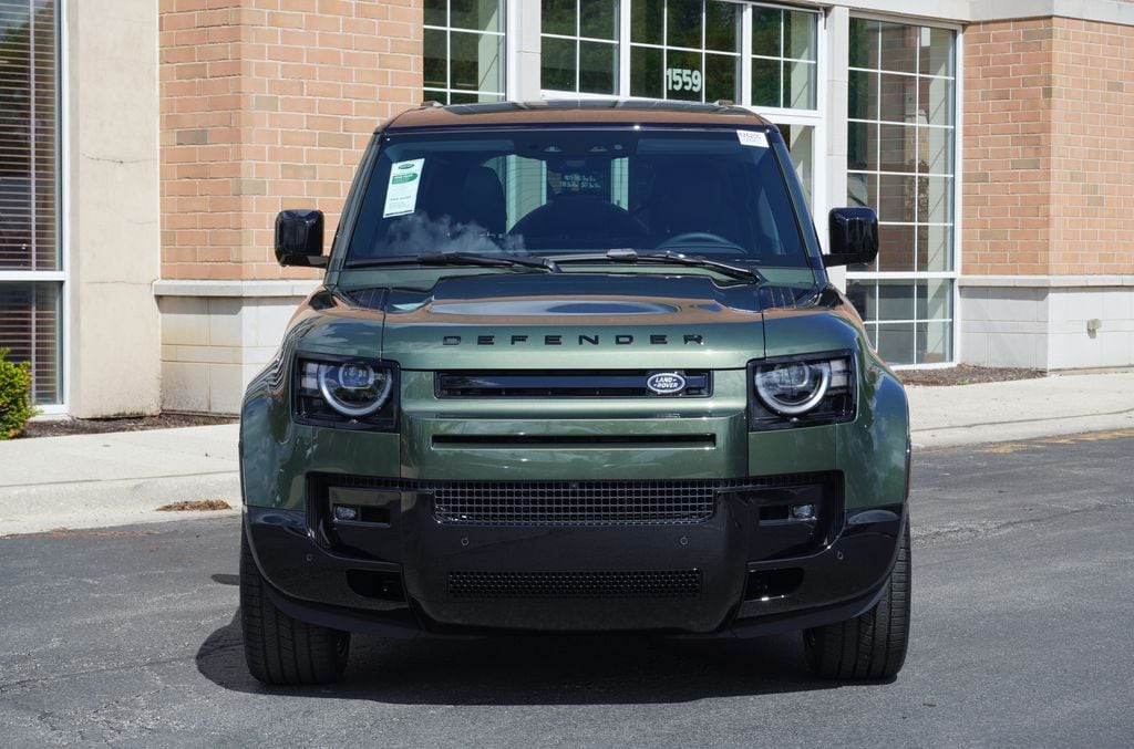 Used 2026 Land Rover Defender 110 X-Dynamic SE SUV