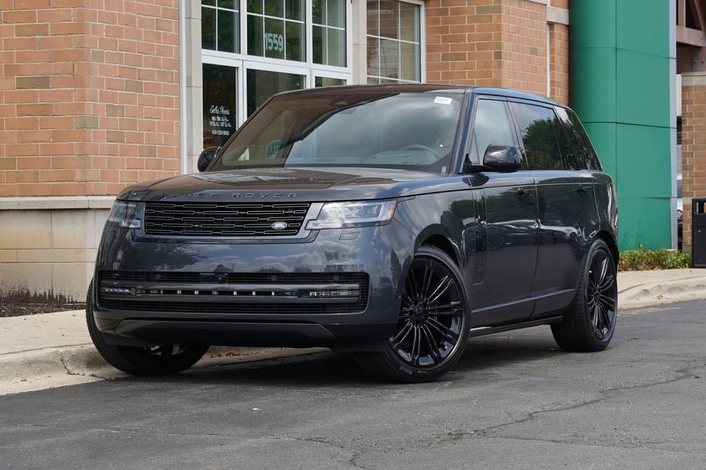 New 2026 Land Rover Range Rover SE SUV