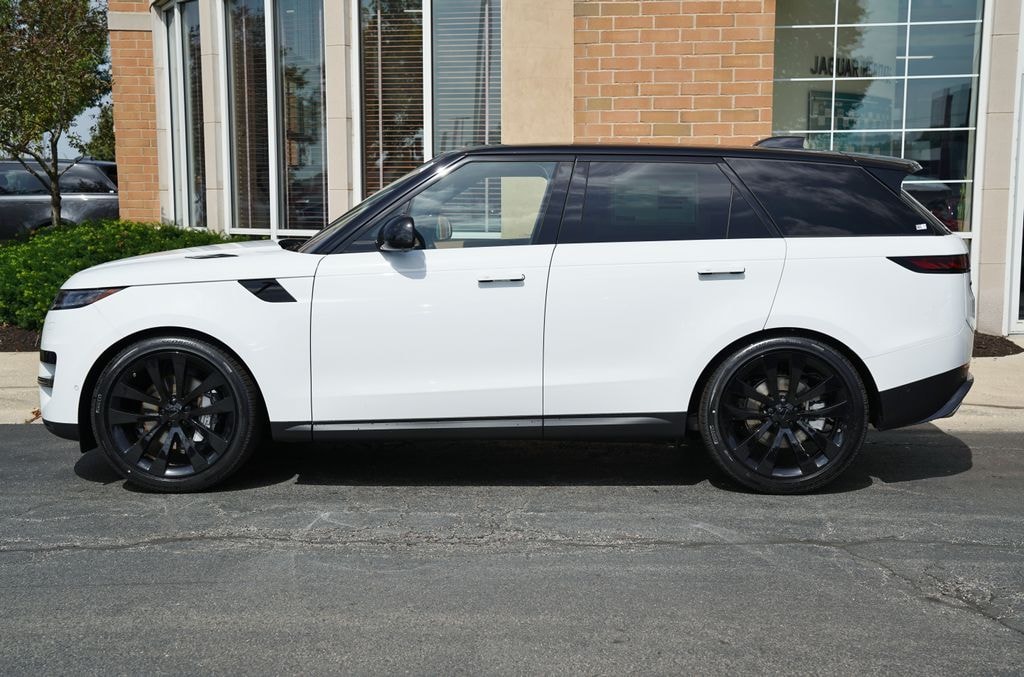 Used 2026 Land Rover Range Rover Sport SE SUV