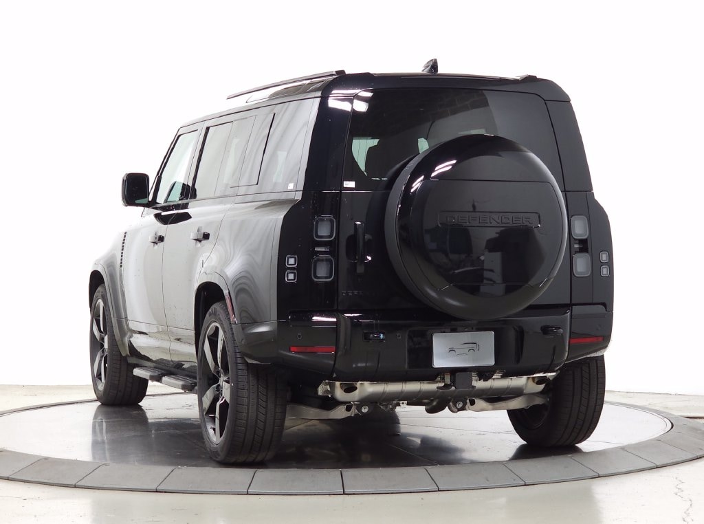 New 2026 Land Rover Defender 110 X-Dynamic SE SUV
