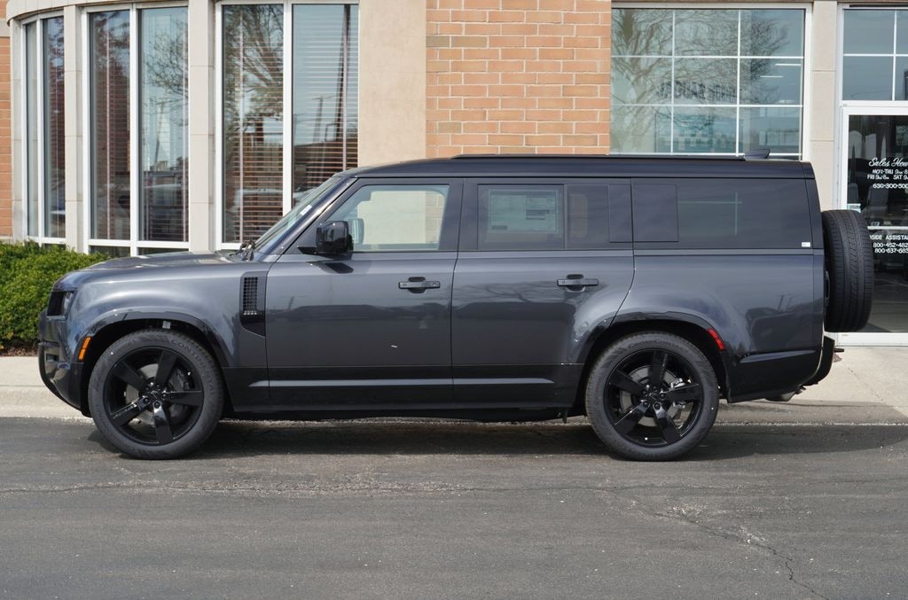 Used 2026 Land Rover Defender 130 X-Dynamic SE SUV