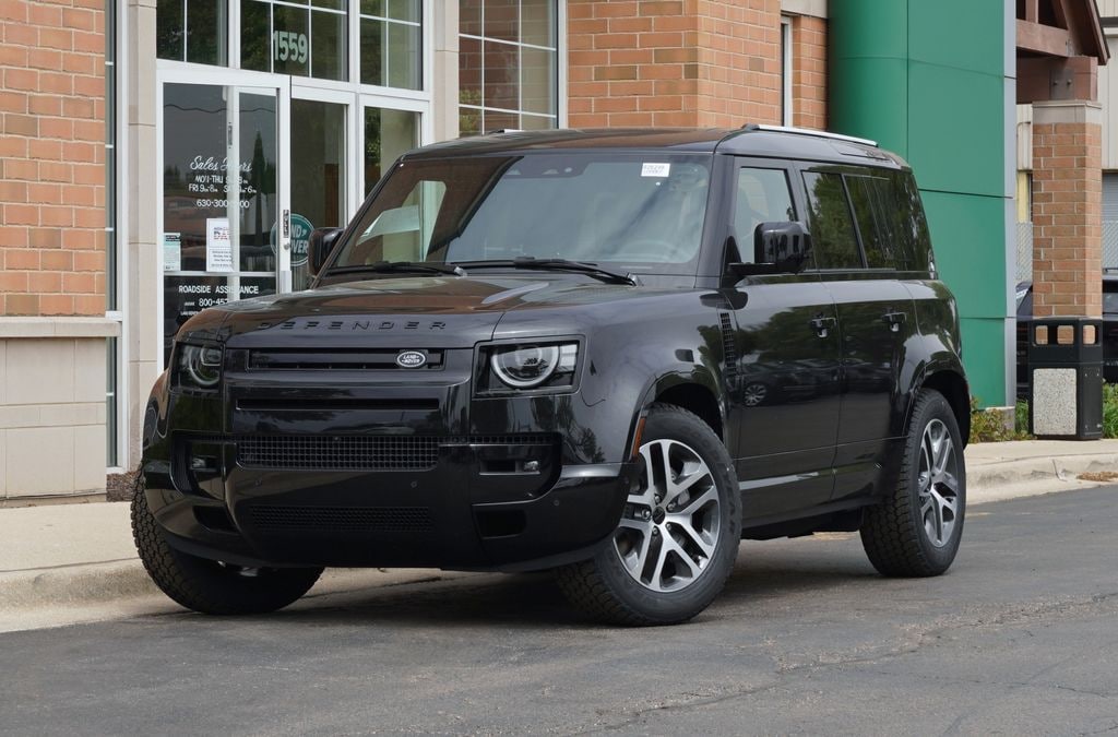 Used 2026 Land Rover Defender 110 X-Dynamic SE SUV