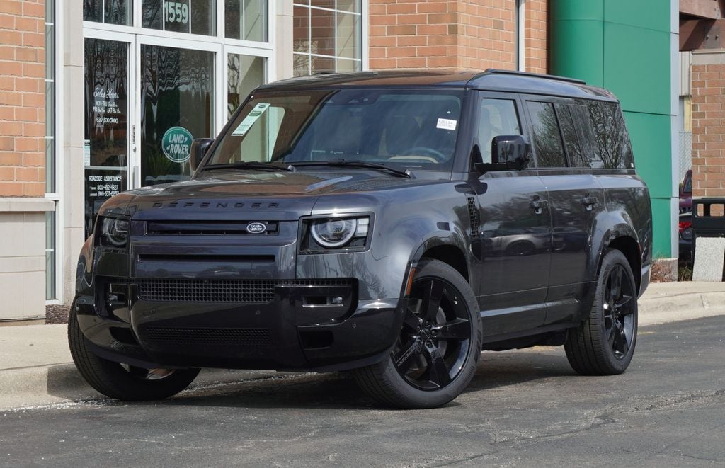 Used 2026 Land Rover Defender 130 X-Dynamic SE SUV