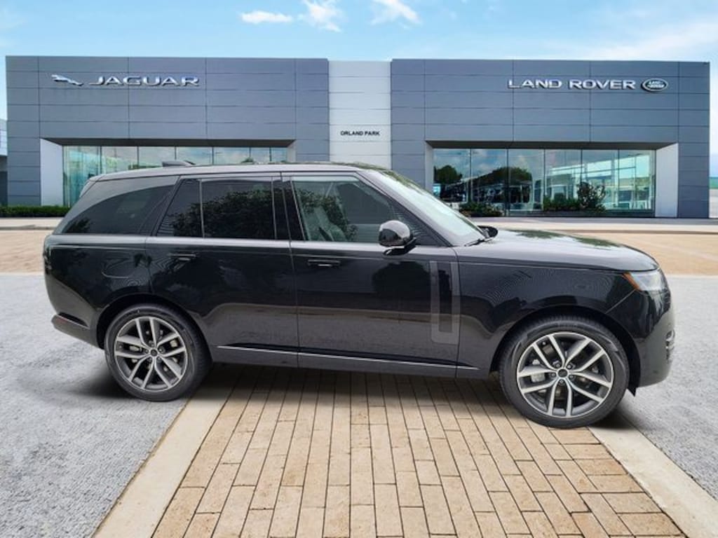 New 2026 Land Rover Range Rover SE SUV