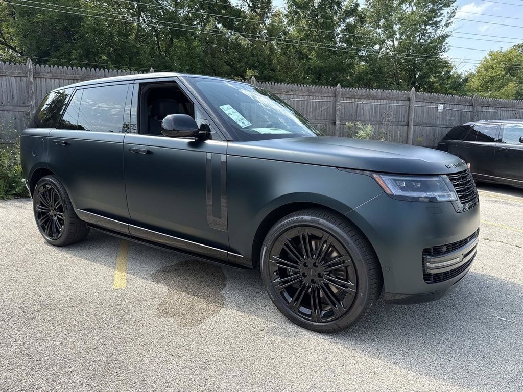 New 2026 Land Rover Range Rover SE LWB 7-Seats / V8 SUV