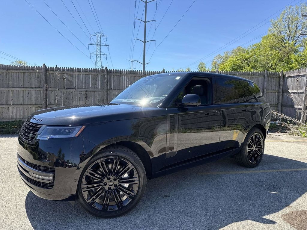 New 2026 Land Rover Range Rover SE SUV