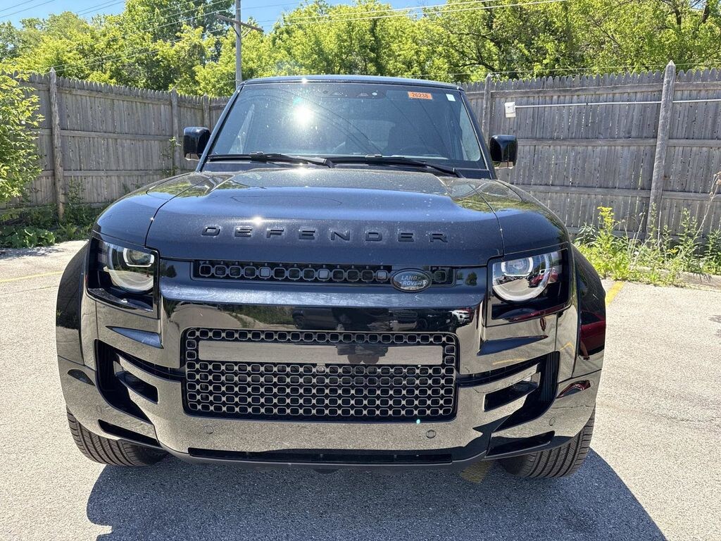 New 2026 Land Rover Defender 110 Octa Black Defender 110 Octa Black SUV