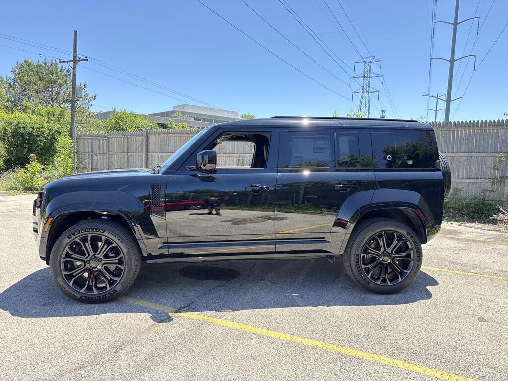 New 2026 Land Rover Defender 110 Octa Black Defender 110 Octa Black SUV