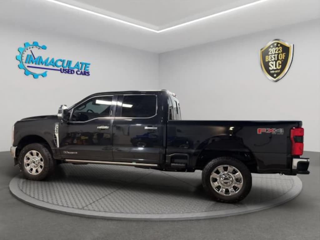 Used 2023 Ford F-350SD Lariat Truck
