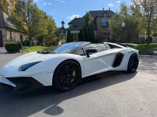 2017 Lamborghini Aventador Superveloce