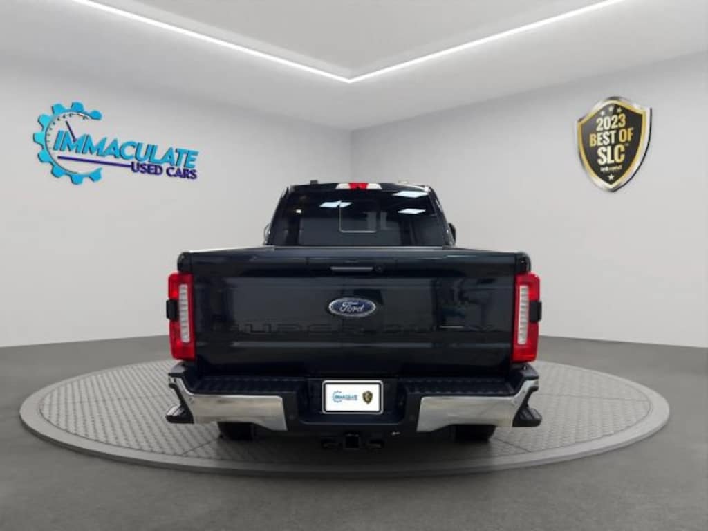 Used 2023 Ford F-350SD Lariat Truck