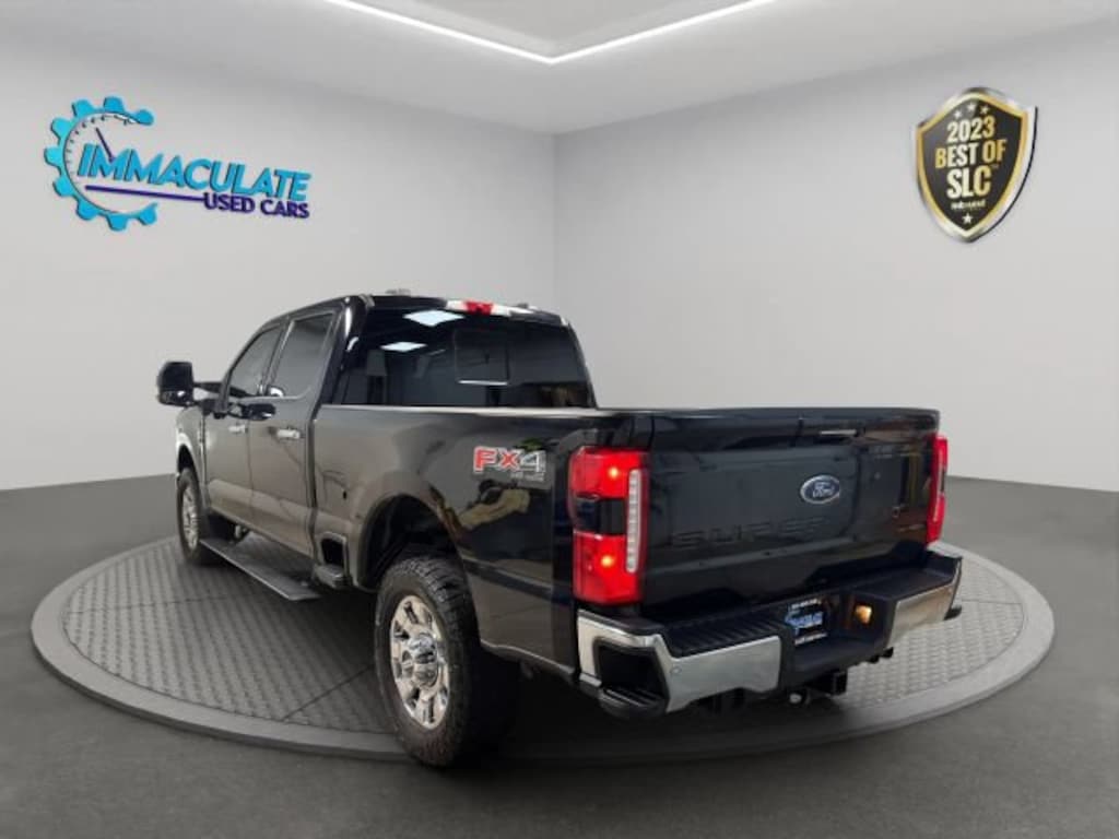 Used 2023 Ford F-350SD Lariat Truck