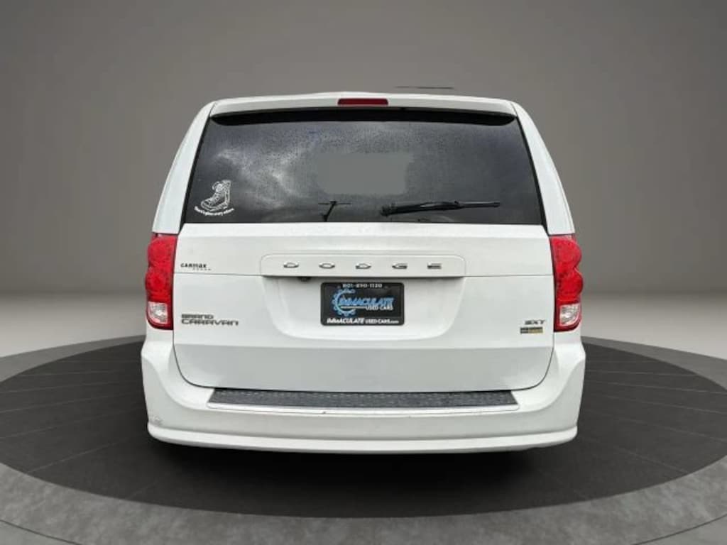 Used 2019 Dodge Grand Caravan SXT Van Passenger Van