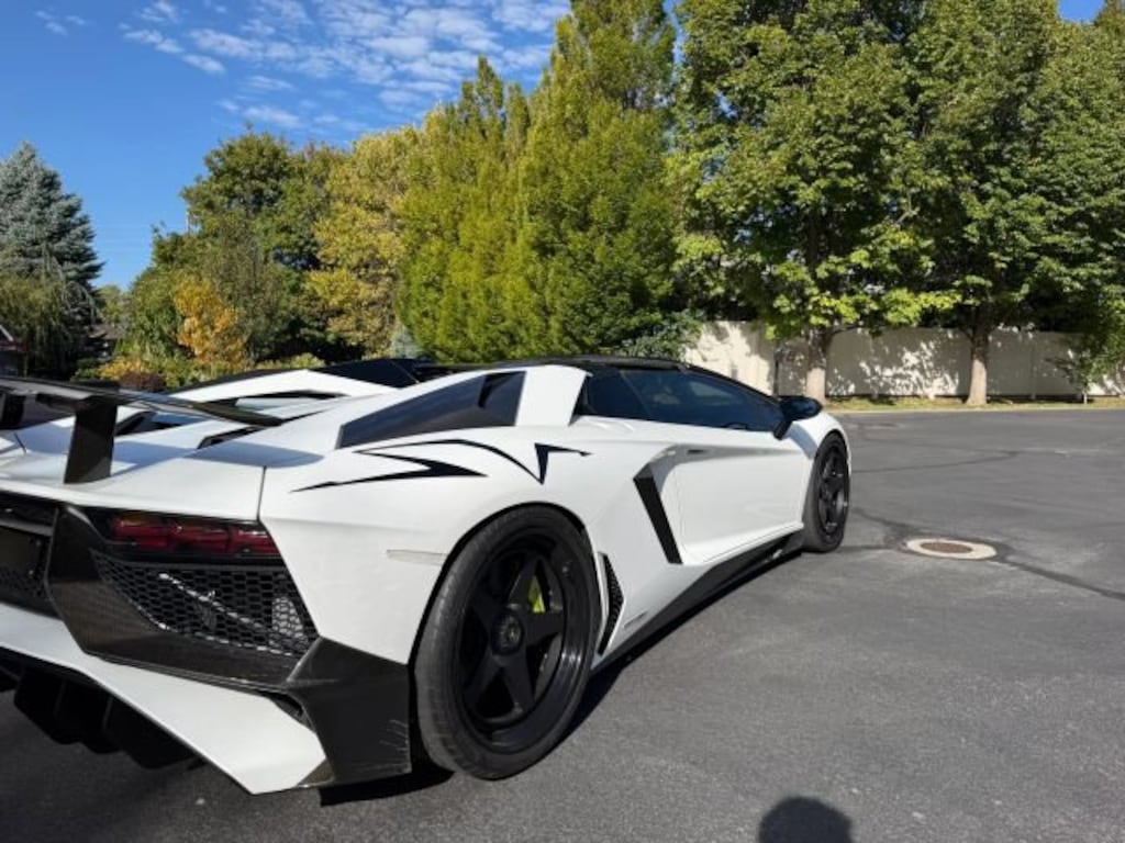 Used 2017 Lamborghini Aventador LP750-4 Superveloce Roadster