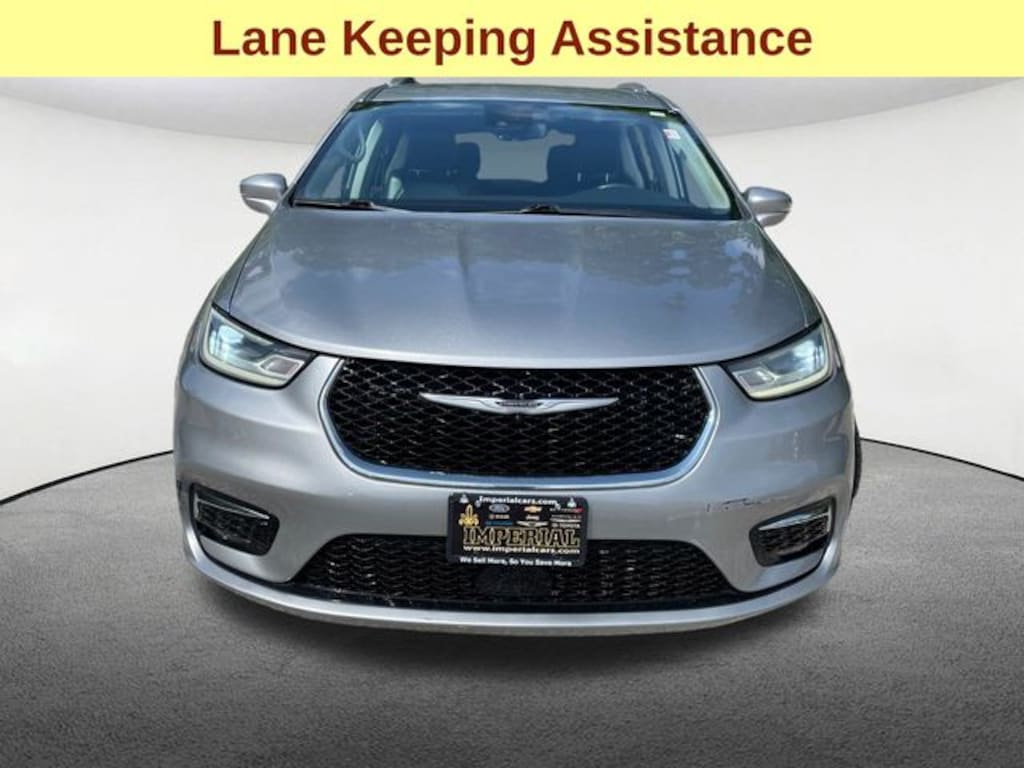 Used 2021 Chrysler Pacifica Touring L Van Passenger Van