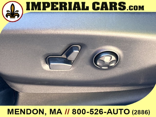 2027 Chrysler Pacifica Select - Photo 37