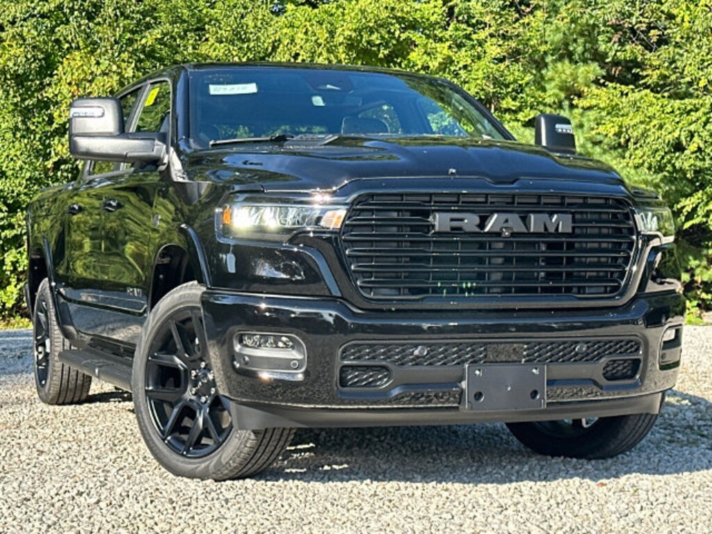 New 2027 Ram 1500 LARAMIE CREW CAB 4X4 5'7 BOX Pickup