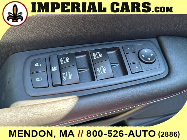 2027 Chrysler Pacifica Select - Photo 22