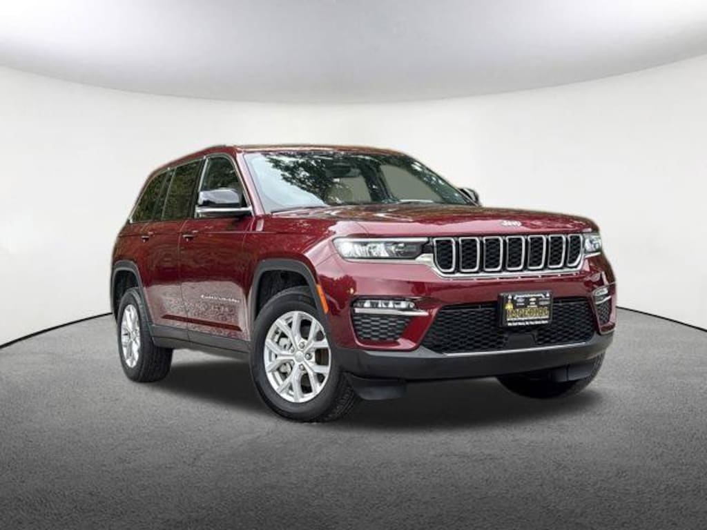 Used 2023 Jeep Grand Cherokee Limited SUV