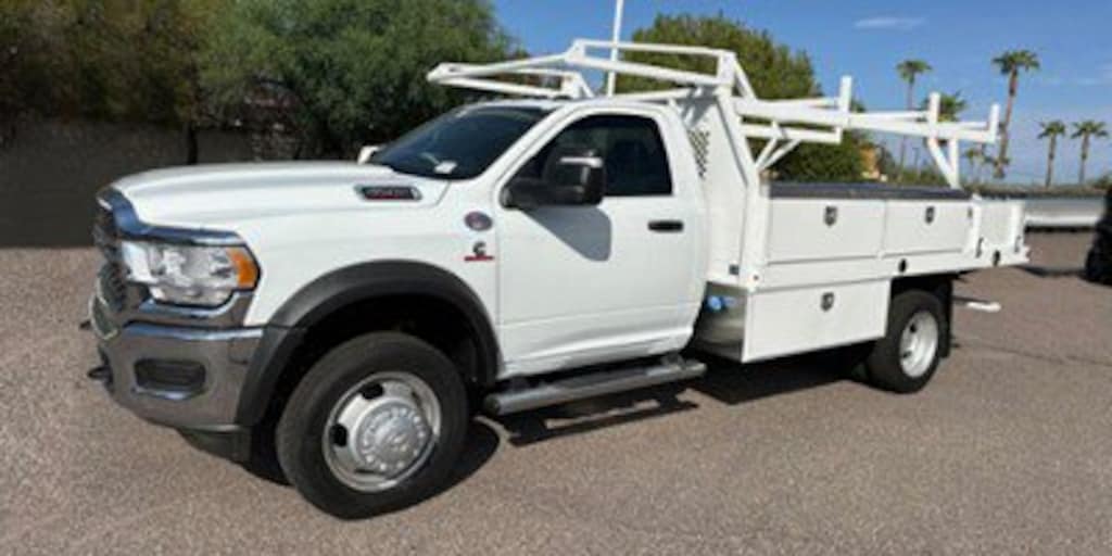 New 2027 Ram 5500 Chassis Cab TRADESMAN REGULAR 4X4 84' CA Pickup